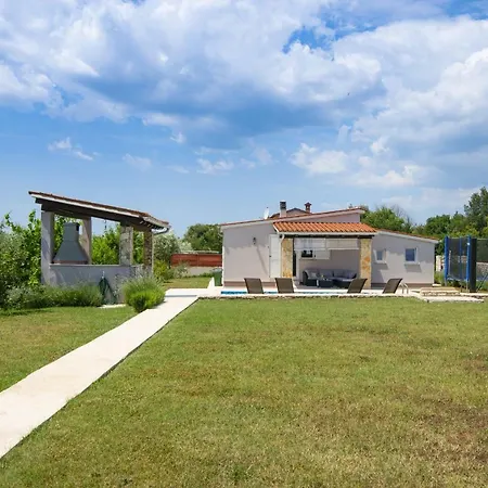 Family House Harriet * Loborika